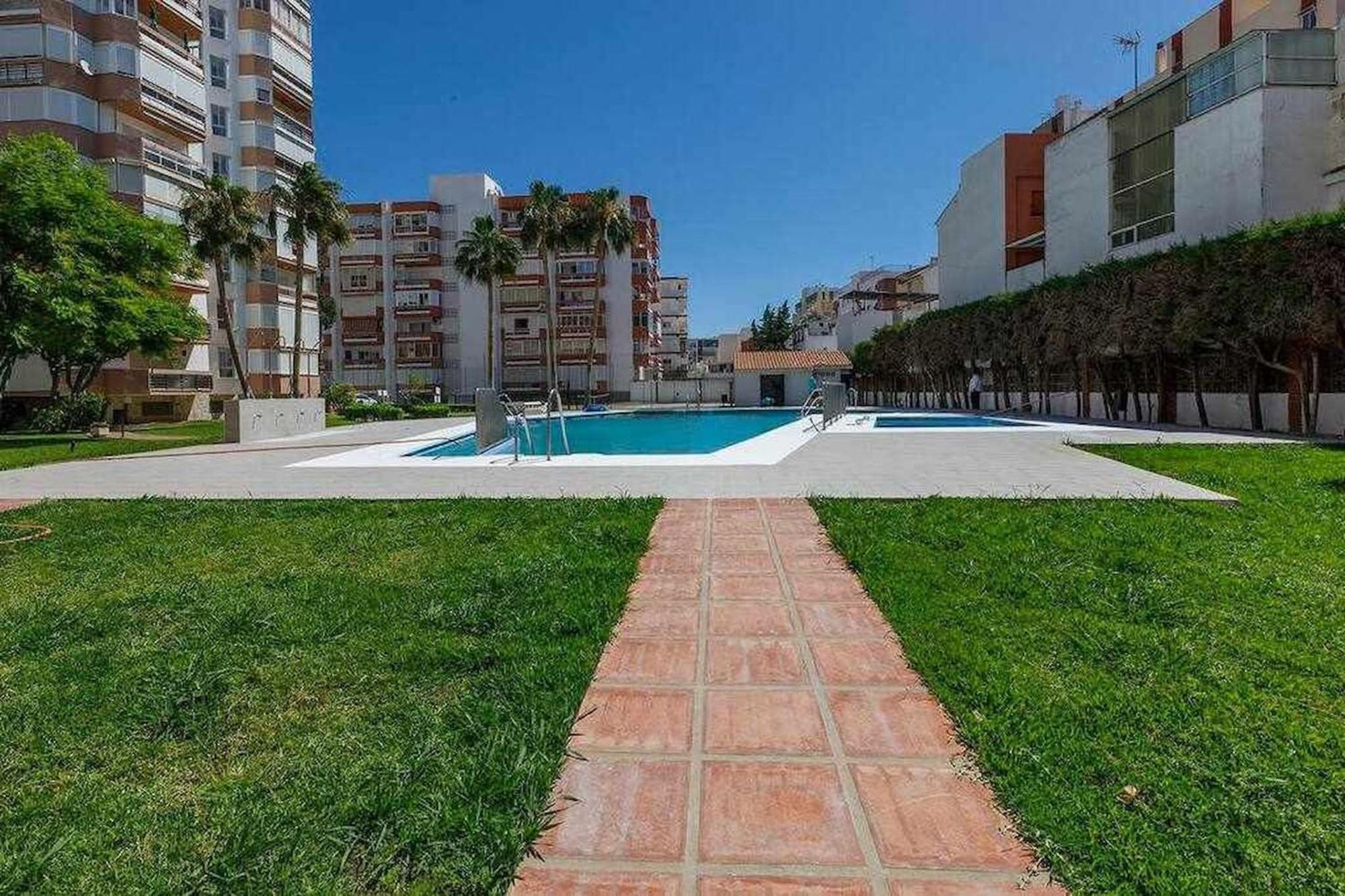 A&N Estudio Plaza, Junto A La Playa, En El Centro 托雷德尔马尔 外观 照片